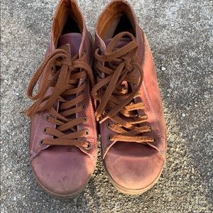 Pikolinos ankle books